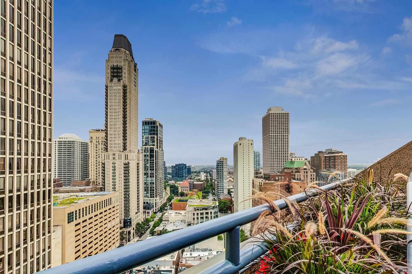 950 North Michigan Avenue, Unit 3103 Chicago, IL 60611 - Photo 63 of 68