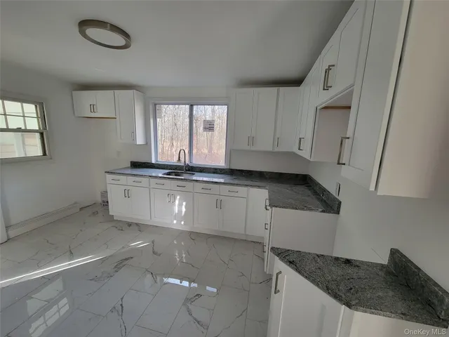 $399,000 | 1084 Highway 17K, Montgomery, NY 12549