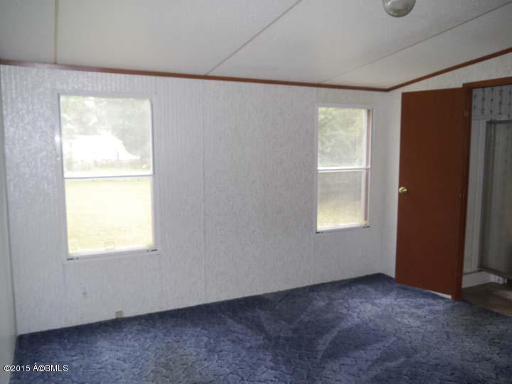 949 Sams Point Road Beaufort, SC 29907 - Photo 4 of 14 _1100448