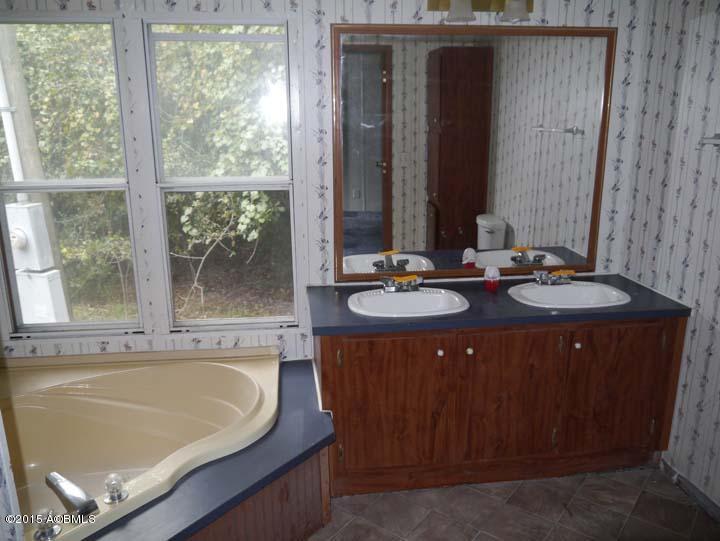 949 Sams Point Road Beaufort, SC 29907 - Photo 5 of 14 _1100449