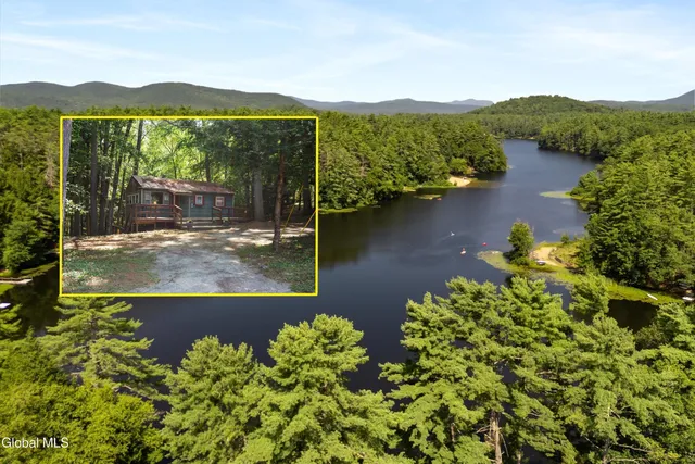 $237,900 | 94 Sagamore Street, Lake Luzerne, NY 12846