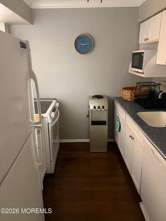 $7,000 | 210 5th Avenue, Unit 35, Belmar, NJ 07719