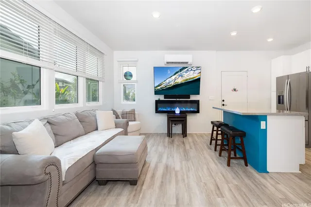 $923,000 | 91-1640 Honouliuli Street, Unit 73, Ewa Beach, HI 96706