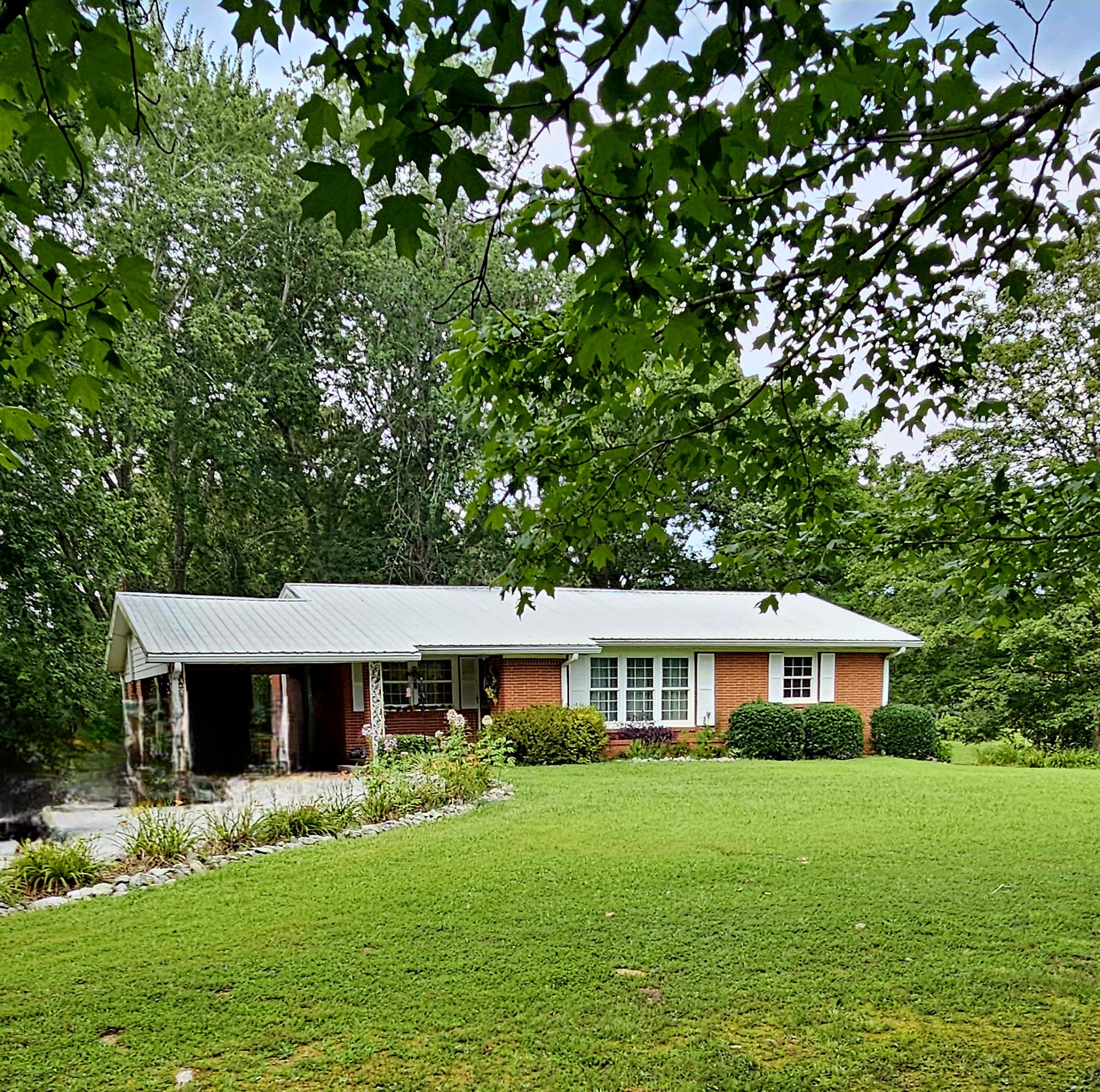 1797 Link Road New Johnsonville, TN 37134 - Photo 1 of 35