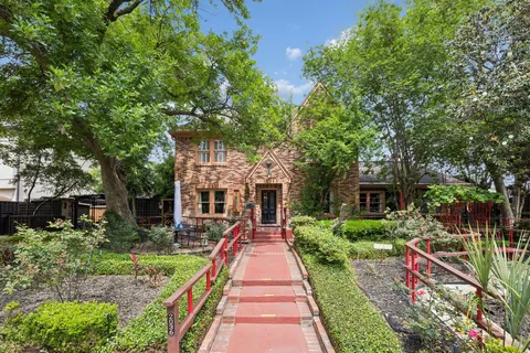 $1,795,000 | 2036 Brentwood Drive, Houston, TX 77019