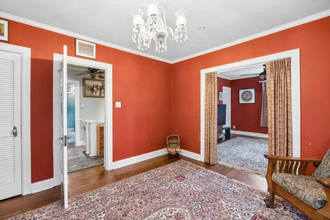 $1,795,000 | 2036 Brentwood Drive, Houston, TX 77019