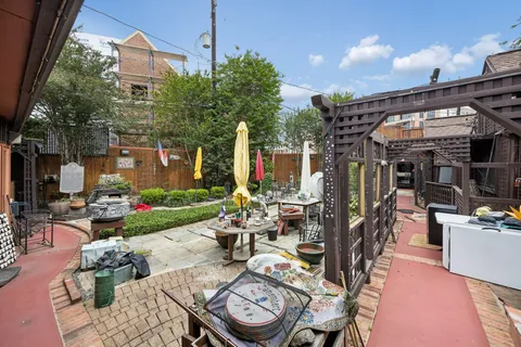 $1,795,000 | 2036 Brentwood Drive, Houston, TX 77019