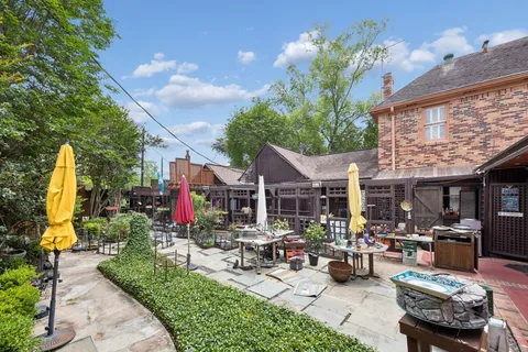 $1,795,000 | 2036 Brentwood Drive, Houston, TX 77019