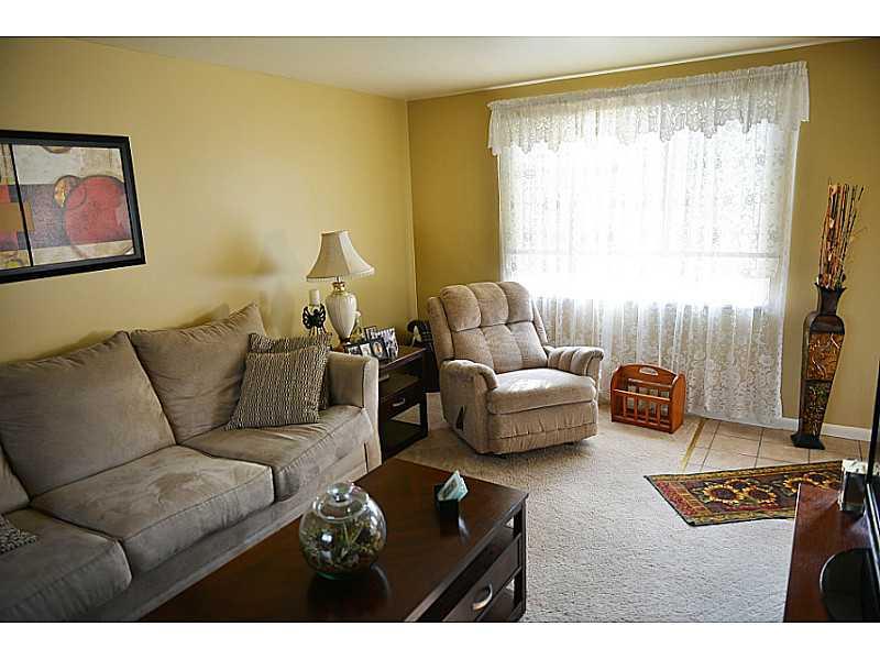 1074 Silver Lane McKees Rocks, PA 15136 - Photo 4 of 15 Living Room.