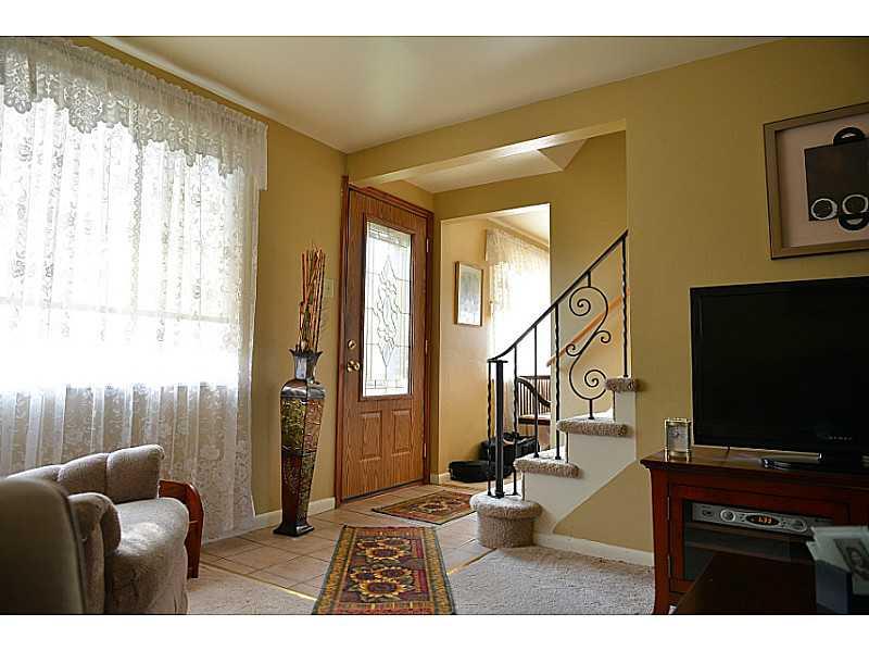 1074 Silver Lane McKees Rocks, PA 15136 - Photo 5 of 15 Living Room.