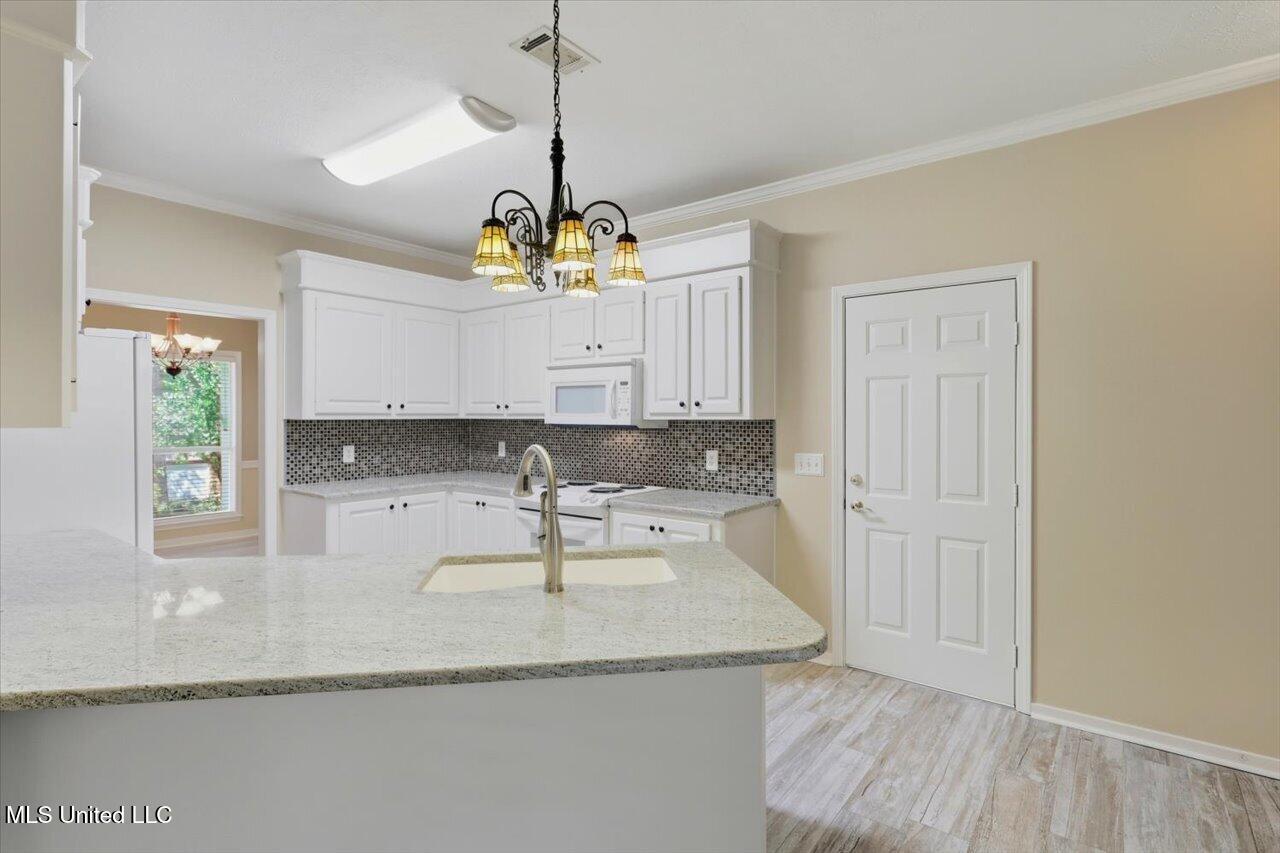 414 Violet Drive Madison, MS 39110 - Photo 11 of 33 11-414 Violet Dr _ Home Tours MS