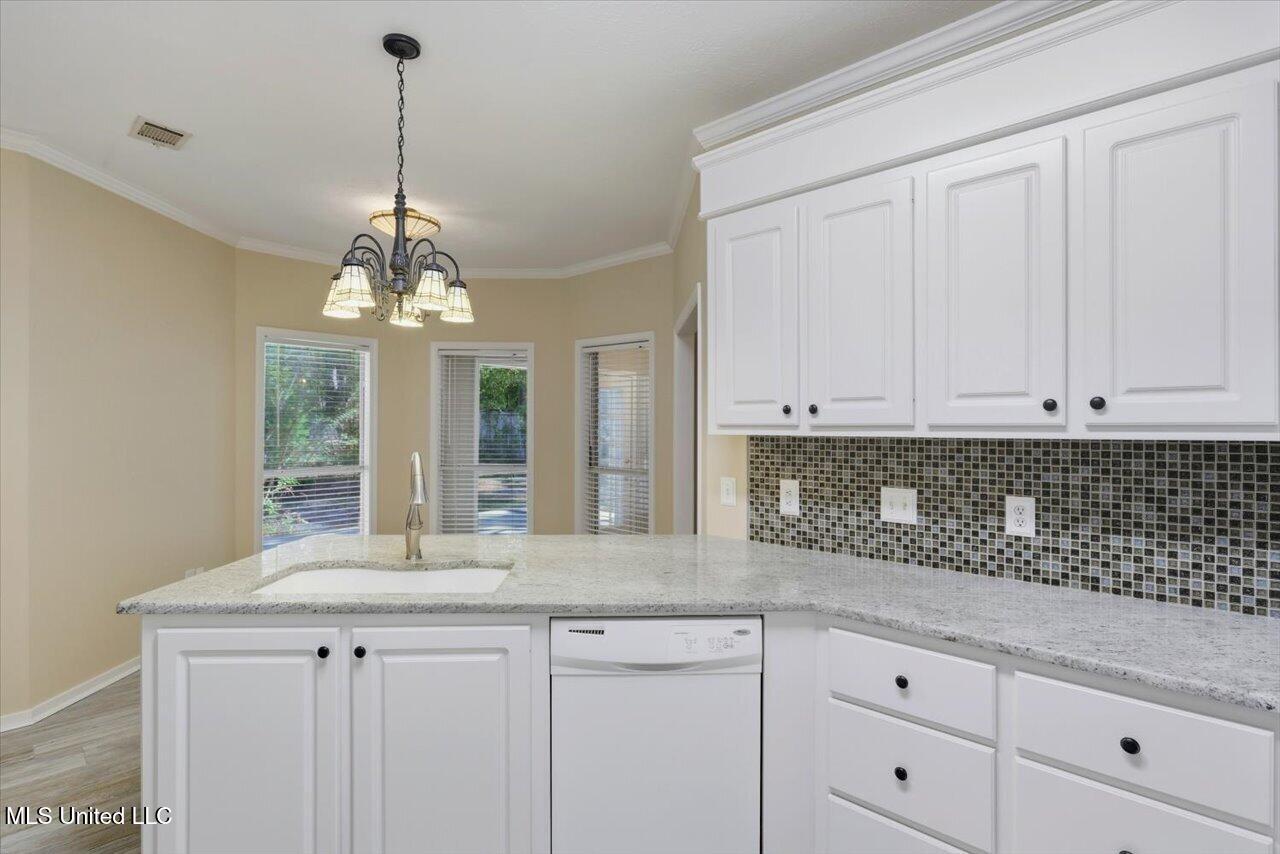 414 Violet Drive Madison, MS 39110 - Photo 14 of 33 14-414 Violet Dr _ Home Tours MS