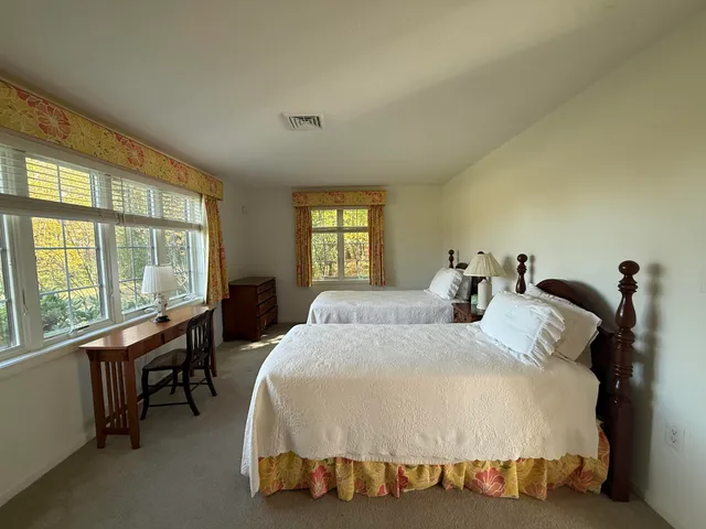 $2,300 | 69 Putney Hill Road, Hopkinton, NH 03229