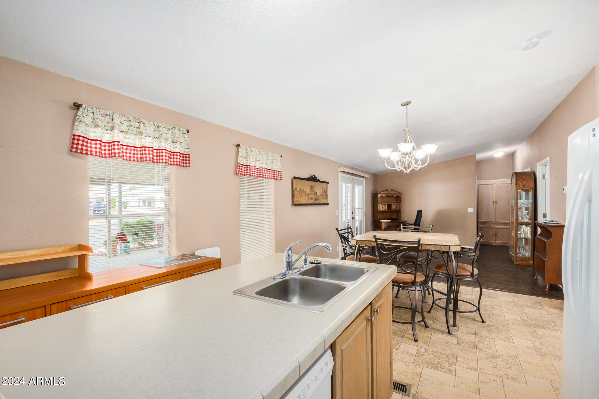 3700 South Tomahawk Road, Unit 75 Apache Junction, AZ 85119 - Photo 12 of 26 12 - Tomahawk