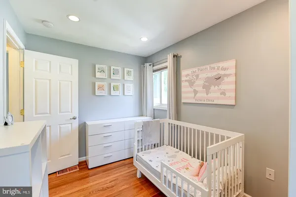 $3,600 | 6429 Maplewood Drive, Falls Church, VA 22041