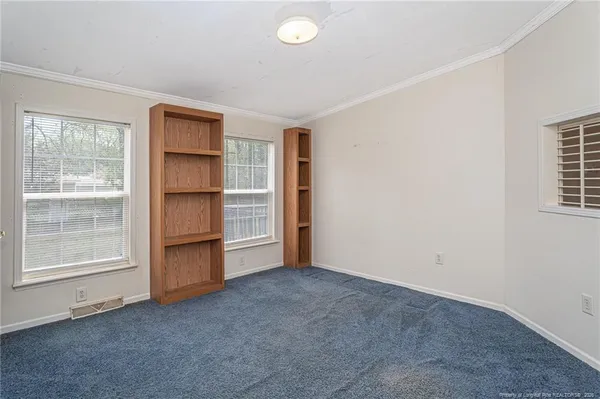 $180,000 | 210 East Pierce Street, Warsaw, NC 28398