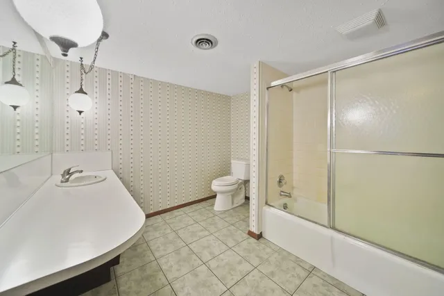 $284,875 | 11495 West Carleton Road, Clayton, MI 49235