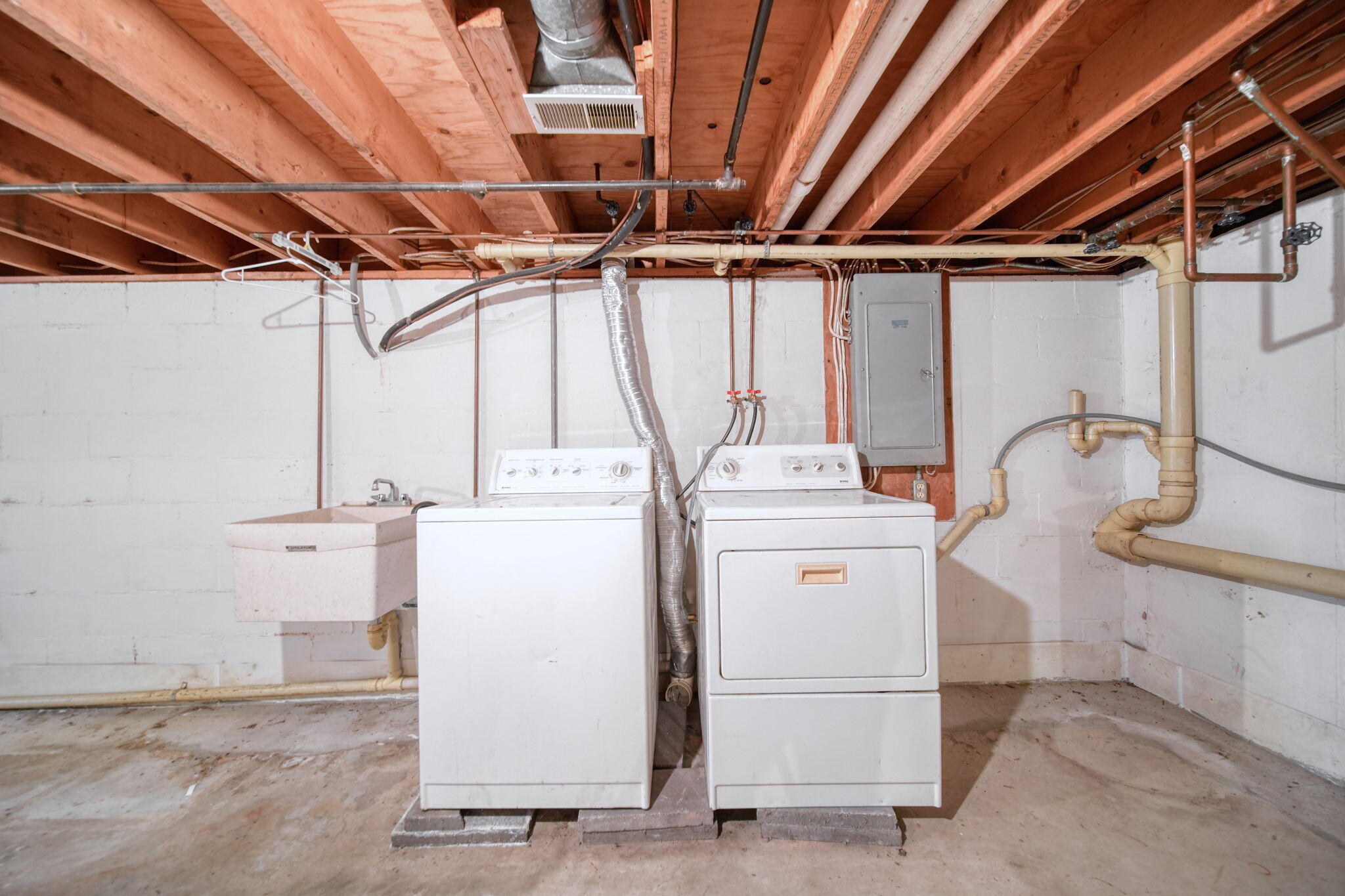 11495 West Carleton Road Clayton, MI 49235 - Photo 26 of 43 28-web-or-mls-DSC06520_HDR