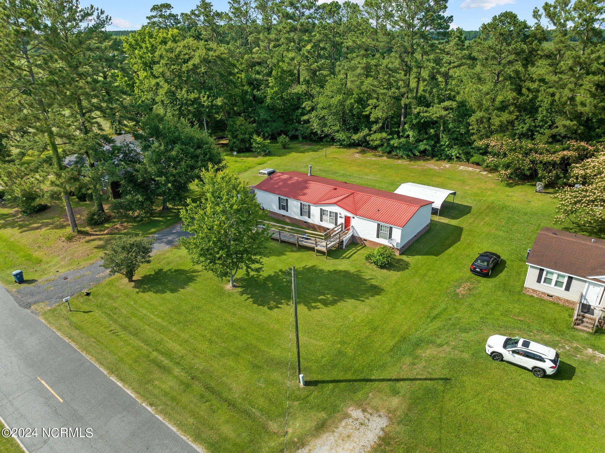 1756 Boyd Loop Road Pinetown, NC 27865 - Photo 5 of 46 5-web-or-mls-DJI_0881