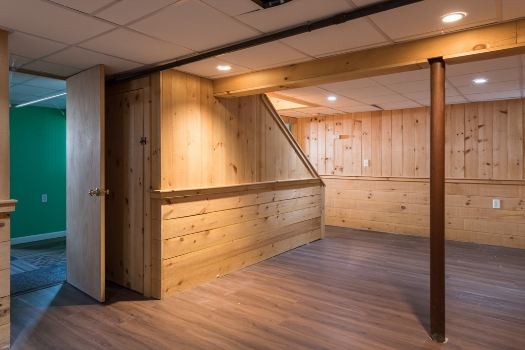 19 Meredith Road Sandwich, MA 02644 - Photo 27 of 40