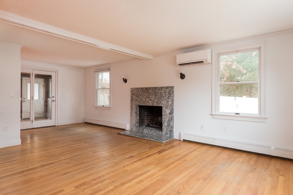 19 Meredith Road Sandwich, MA 02644 - Photo 5 of 40