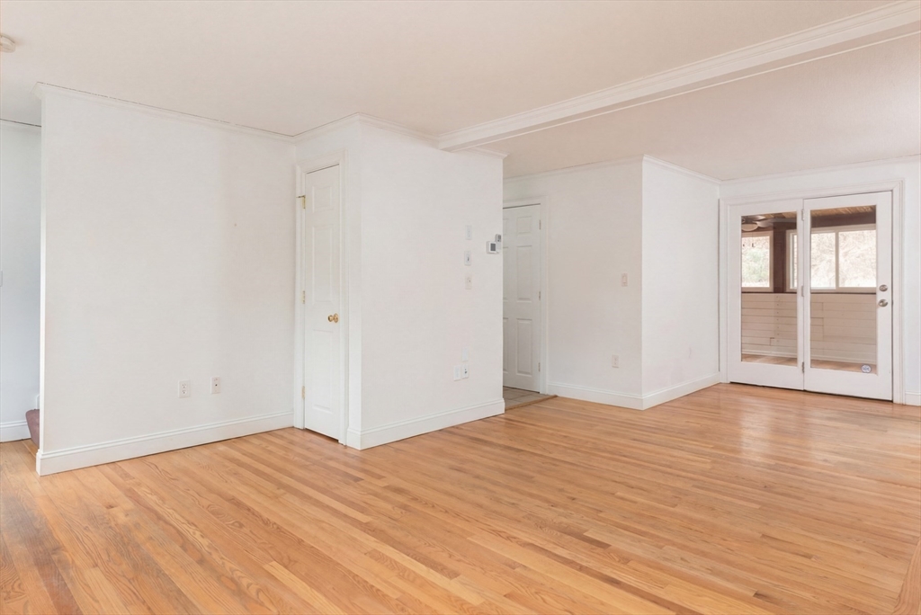 19 Meredith Road Sandwich, MA 02644 - Photo 6 of 40