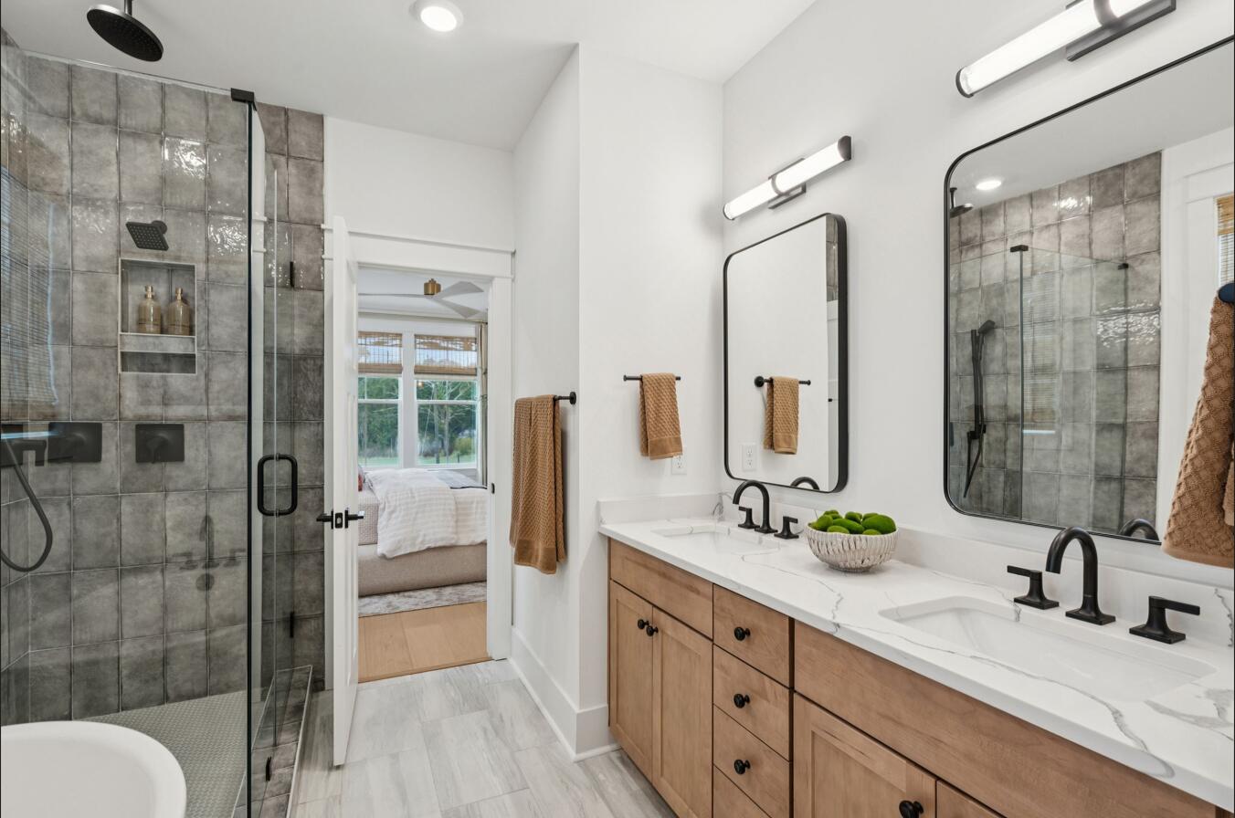 752 Minton Road Charleston, SC 29412 - Photo 31 of 41 PRIMARY BATH 2