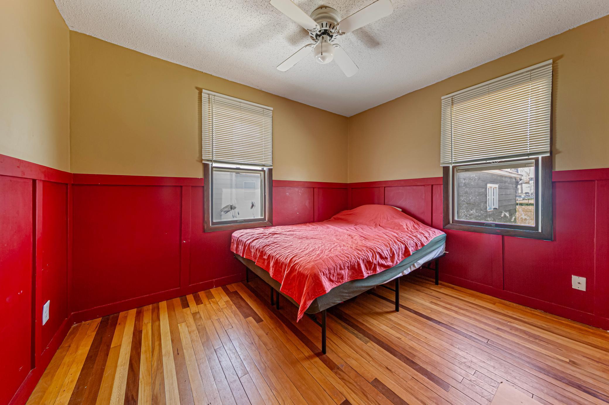 708 13th Avenue Southwest Austin, MN 55912 - Photo 15 of 29