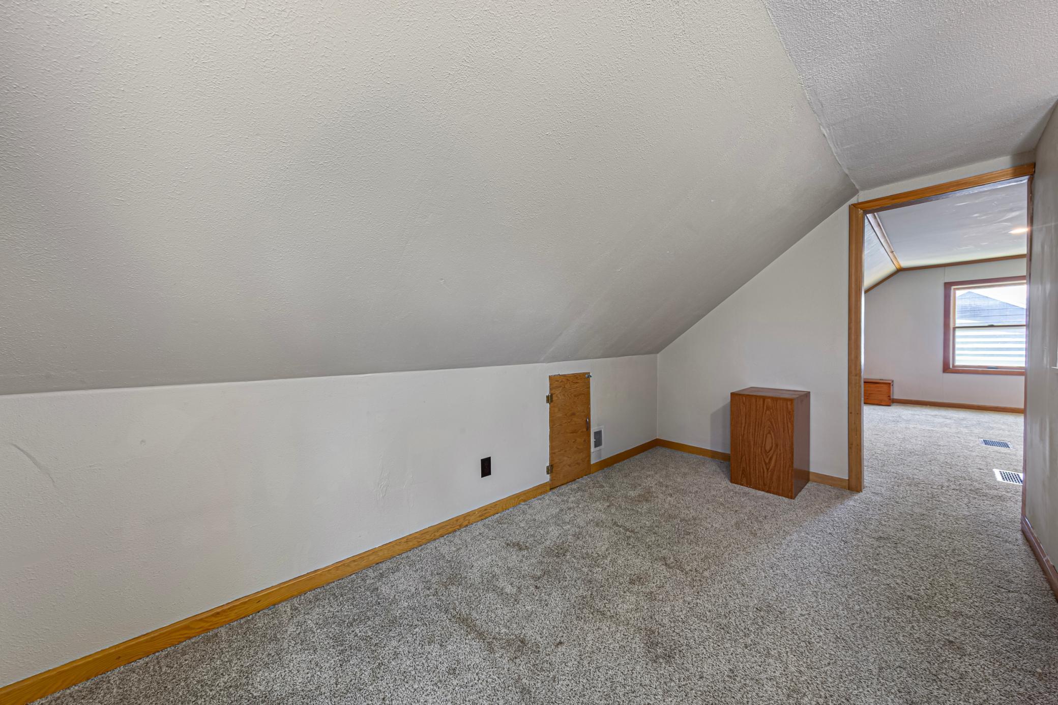 708 13th Avenue Southwest Austin, MN 55912 - Photo 18 of 29