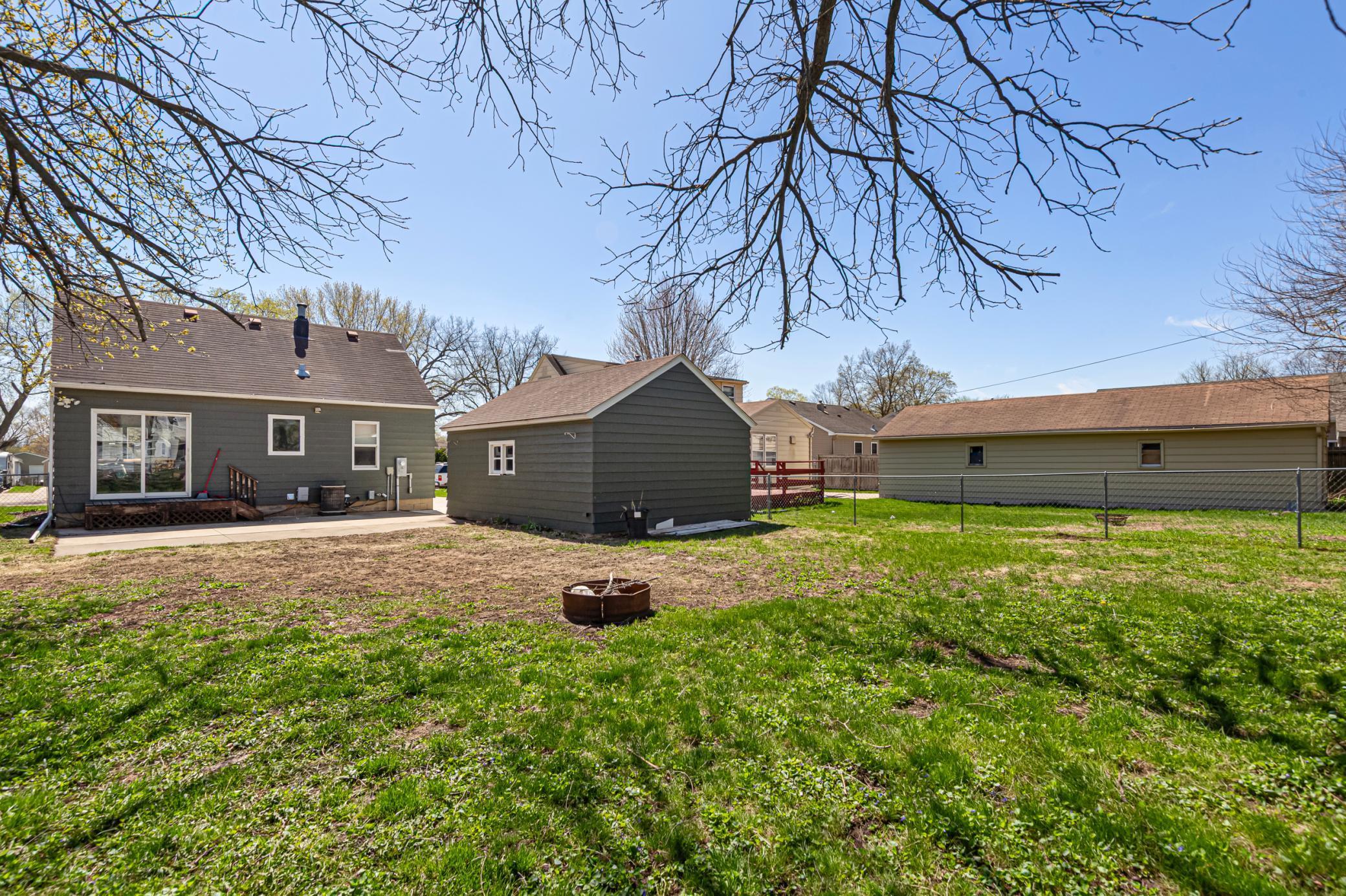 708 13th Avenue Southwest Austin, MN 55912 - Photo 27 of 29