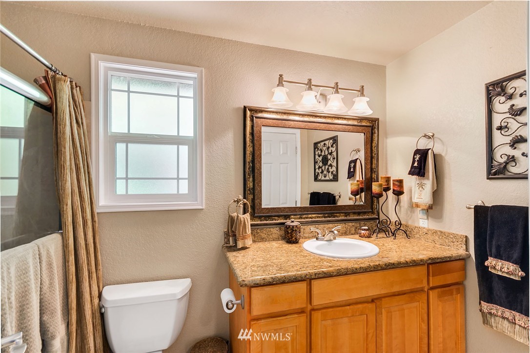 2519 187th Place Southeast Bothell, WA 98012 - Photo 14 of 21 Gallery Image 14