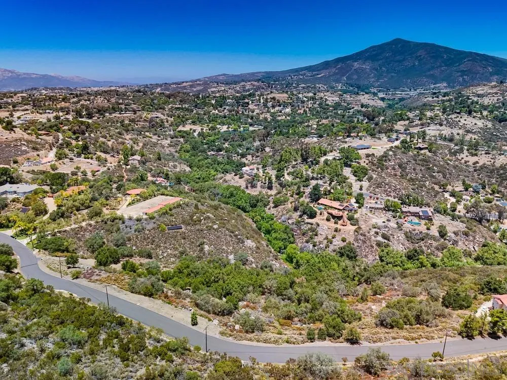 Via Viejas Oeste Alpine, CA 91901 - Photo 7 of 27