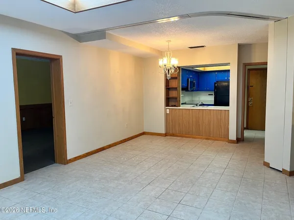 $1,800 | 2930 Ravines Road, Unit 1208, Middleburg, FL 32068