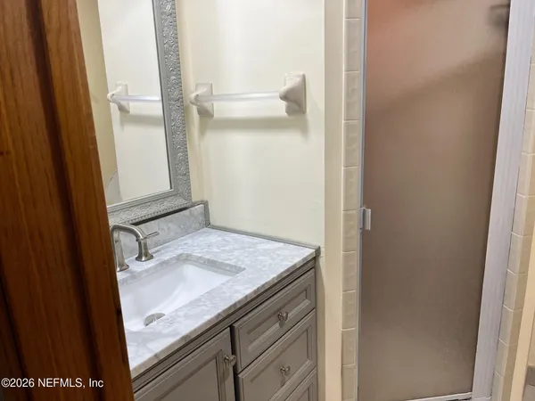 $1,800 | 2930 Ravines Road, Unit 1208, Middleburg, FL 32068