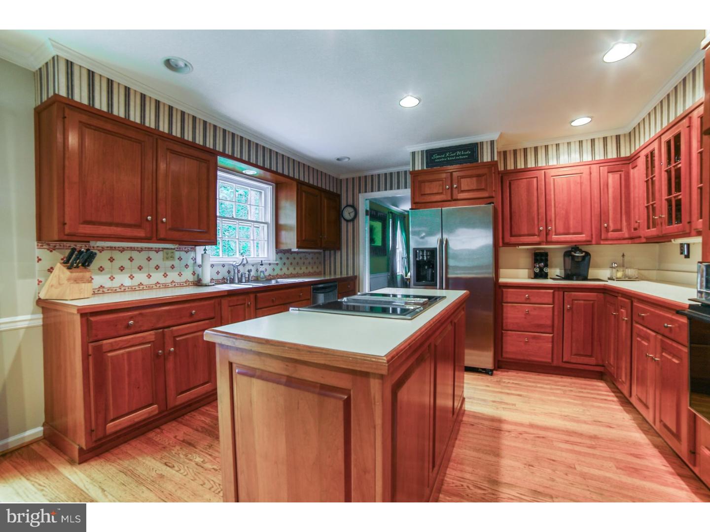 705 Malin Road Newtown Square, PA 19073 - Photo 7 of 21 Kitchen