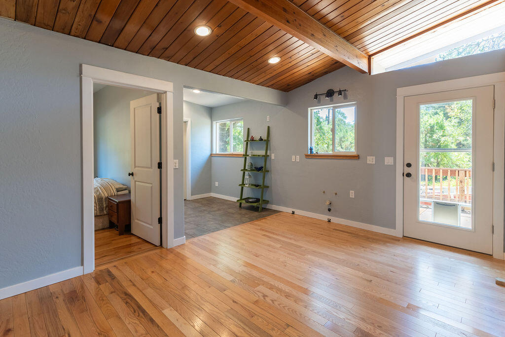 2408 Stringer Gap Road Grants Pass, OR 97527 - Photo 14 of 40 15-Bonus Area