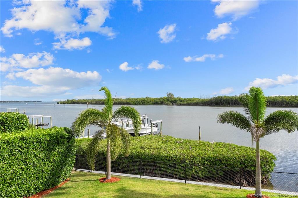 5675 Southeast Orange Street Stuart, FL 34997 - Photo 35 of 96