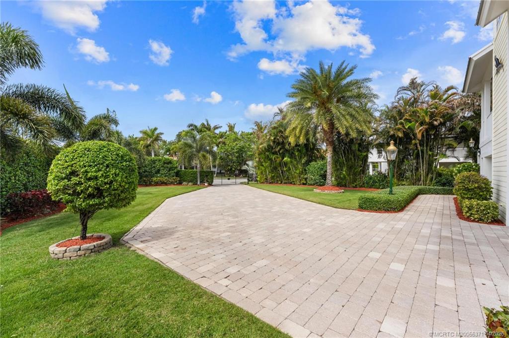 5675 Southeast Orange Street Stuart, FL 34997 - Photo 37 of 96