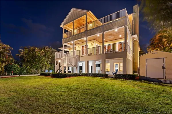 $3,400,000 | 5675 Southeast Orange Street, Stuart, FL 34997
