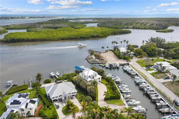$3,400,000 | 5675 Southeast Orange Street, Stuart, FL 34997