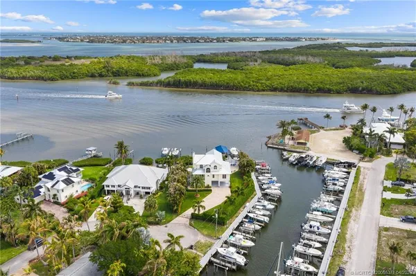 $3,400,000 | 5675 Southeast Orange Street, Stuart, FL 34997