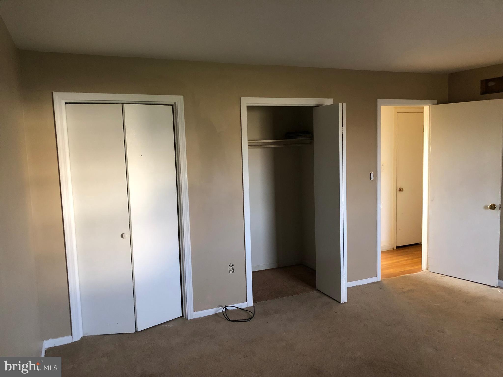 6762 Runkles Road Mount Airy, MD 21771 - Photo 10 of 28 SPACIOUS MASTER WITH DOUBLE CLOSETS