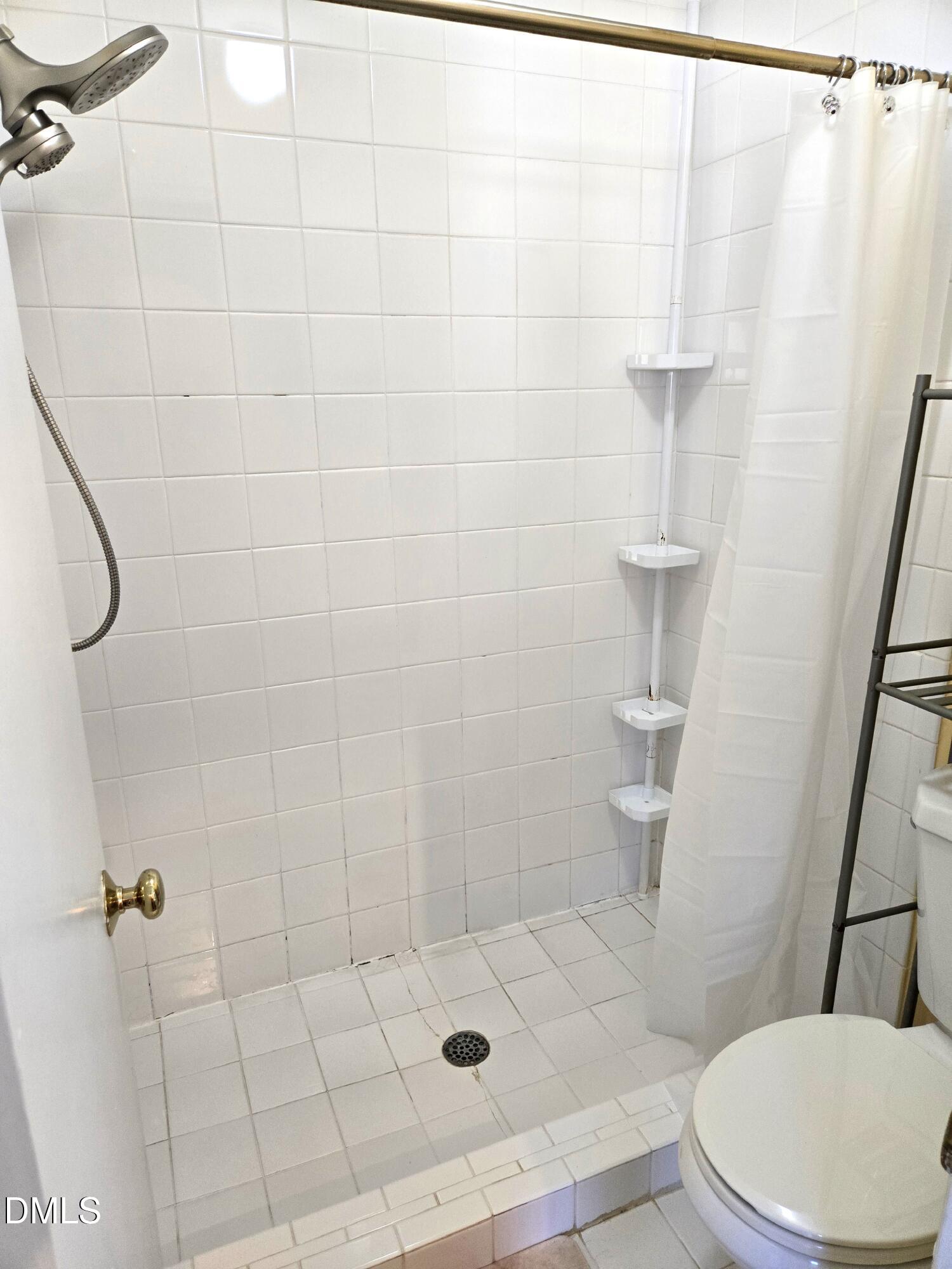 2400 Condor Court Raleigh, NC 27615 - Photo 15 of 22 Walkin Shower Master