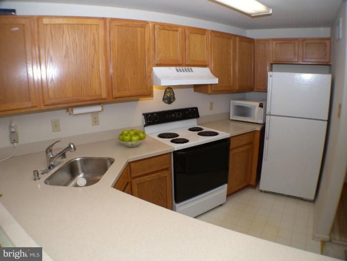 245 Sycamore Ridge Road Laurel, MD 20724 - Photo 5 of 19 Kitchen