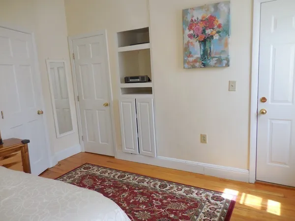 $3,200 | 36 Winter Street, Unit 2, Cambridge, MA 02141