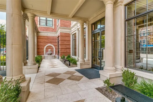 a house view with a outdoor space