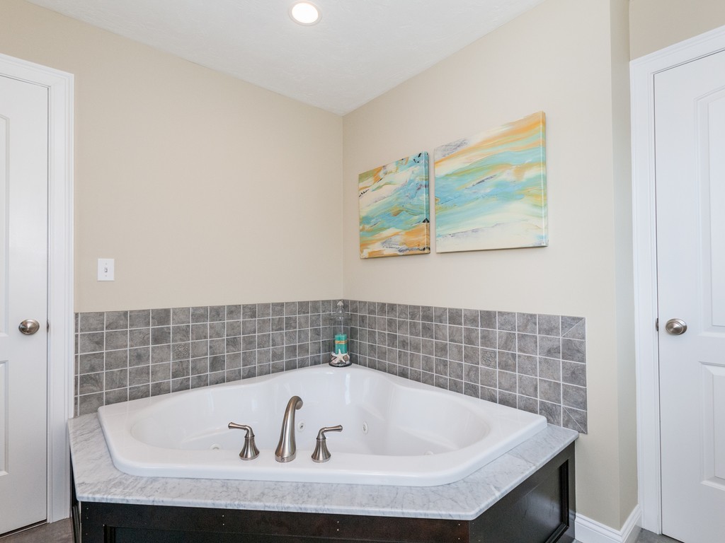 334 Florence Road Waltham, MA 02453 - Photo 20 of 26 Gallery Image 20