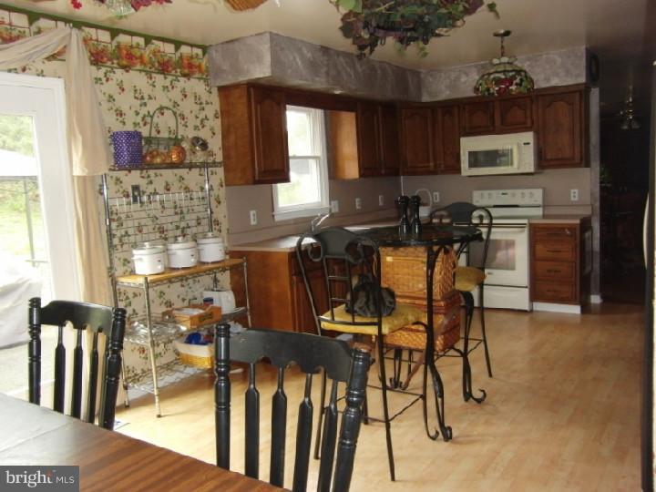 148 Wild Run Road Barto, PA 19504 - Photo 4 of 24 Gallery Image 4