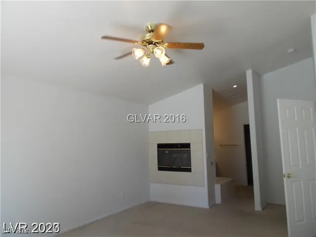 $2,800 | 6623 Star Glow Court, Las Vegas, NV 89118
