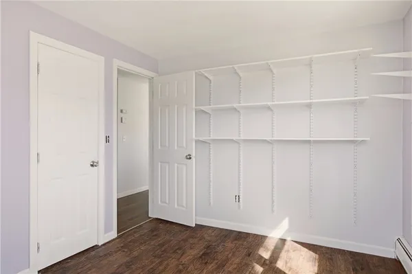 $3,200 | 102 Easton Avenue, Portsmouth, RI 02871